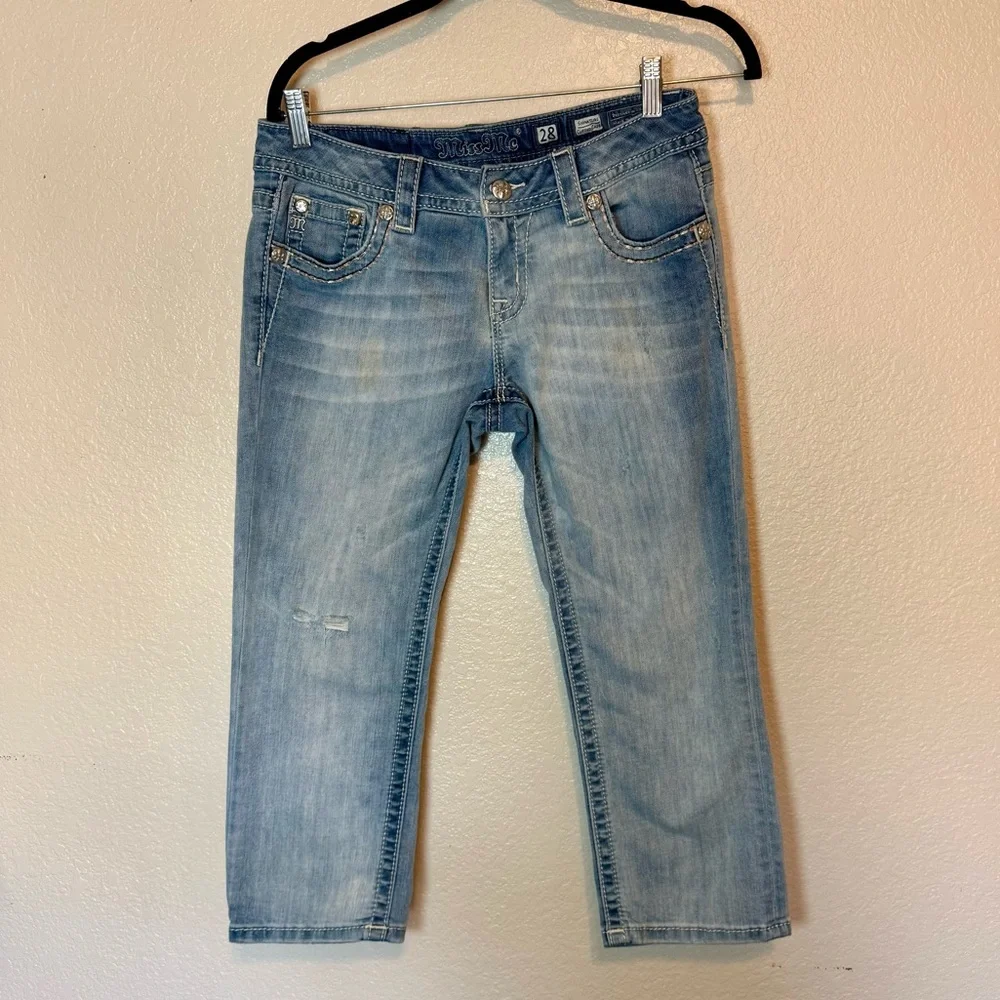Miss Me Embellished Signature Cuffed Capri Jeans Distressed Light Wash Blue 28